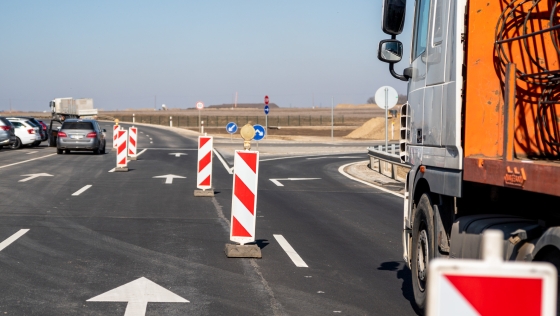 Elkészült az M35-ös autópálya és a 354-es elkerülő út csomópontjának átépítése