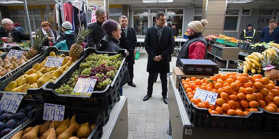 Elkészült a Dobozi kispiac és a Víztorony utcai gyermekorvosi rendelő felújítása