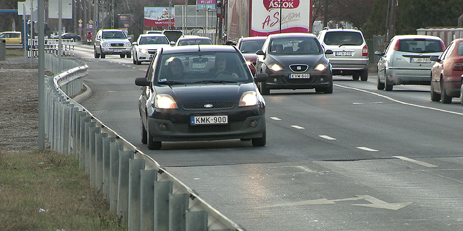 Félig kész a Létai és a Vámospércsi út kereszteződésének átalakítása