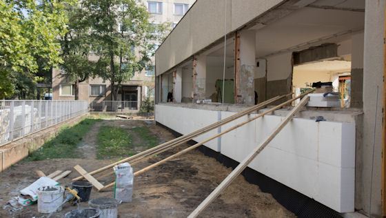 Már dolgoznak a Karácsony György utcai bölcsőde felújításán