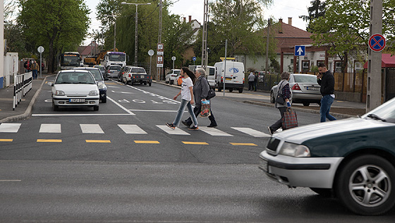 Gyorsabban lehet kikanyarodni a Létai útról Vámospércsire
