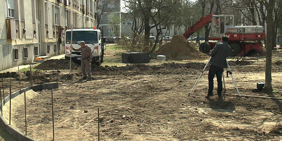 A Libakertben jól haladnak, kezdődik a Sestakert megújítása is
