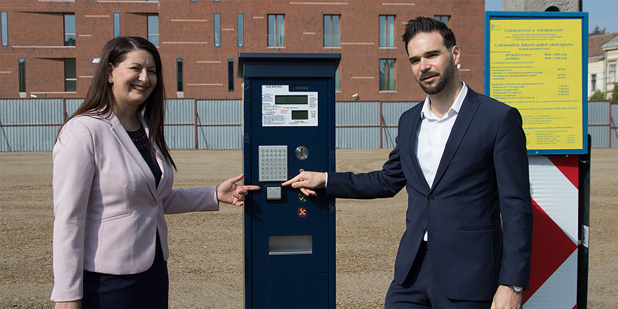 Új, 300 férőhelyes parkolót alakítottak ki Debrecen belvárosában 