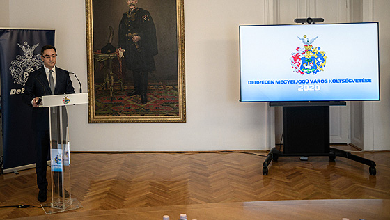 Bemutatta Debrecen költségvetésének tervezeték Papp László