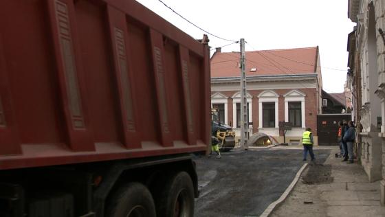 Leaszfaltozták a Domb utcát