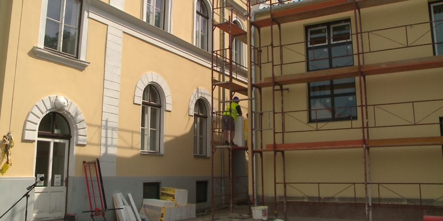 A környezettudatosság jegyében újul meg a Fazekas Mihály Gimnázium épülete