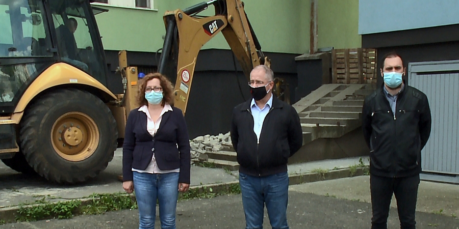 Városszerte lépcsőfelújítási munkálatokat végez az önkormányzat