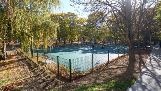 Négy játszótér már elkészült az Újkertben a Zöld Város Program részeként
