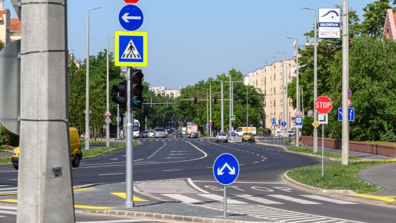 Hivatalosan is átadták Debrecen legnagyobb forgalmát bonyolító csomópontjait