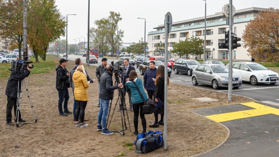 Gördülékenyebbé tette a forgalmat a Derék utcán az új kanyarodó sáv