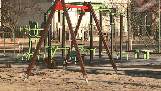 Játszótér is van már a Széna téren