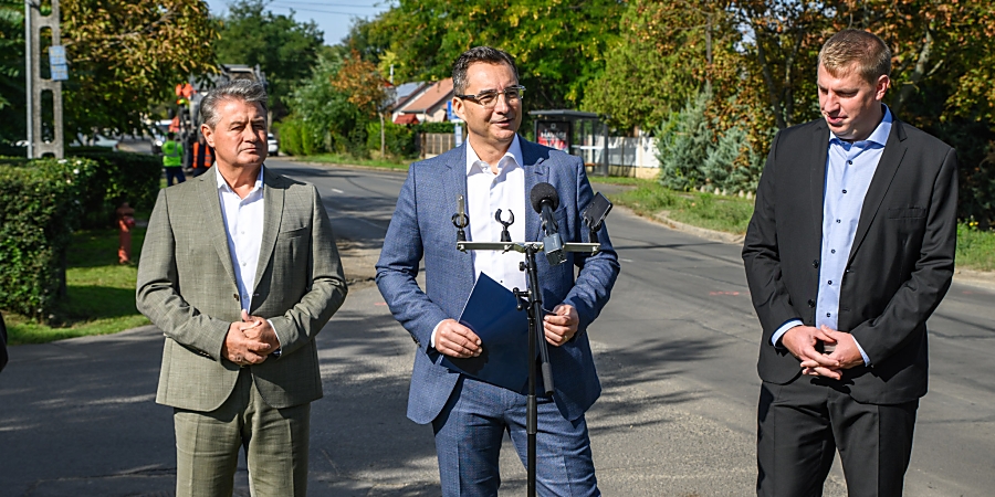 A 471-es főút debreceni szakaszának megújítása a környező utcákba is hoz fejlesztést