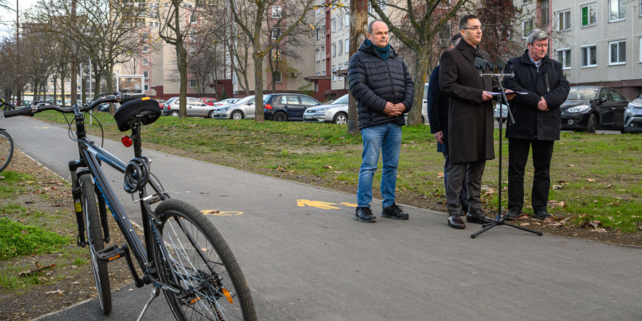 A Tócóskert felé bővült tovább Debrecen kerékpárút-hálózata