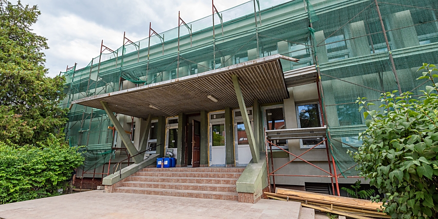 Fejlesztések Csapókertben: megújították a Székely utcát, jól halad a közösségi ház korszerűsítése is