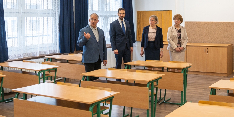 Felújították a Vénkerti Általános Iskola belső tereit