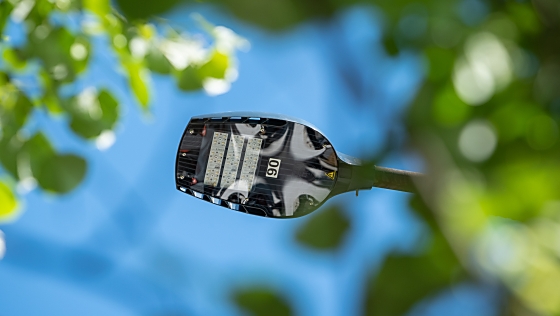 LED-re cserélik a régi lámpatesteket Debrecen utcáin