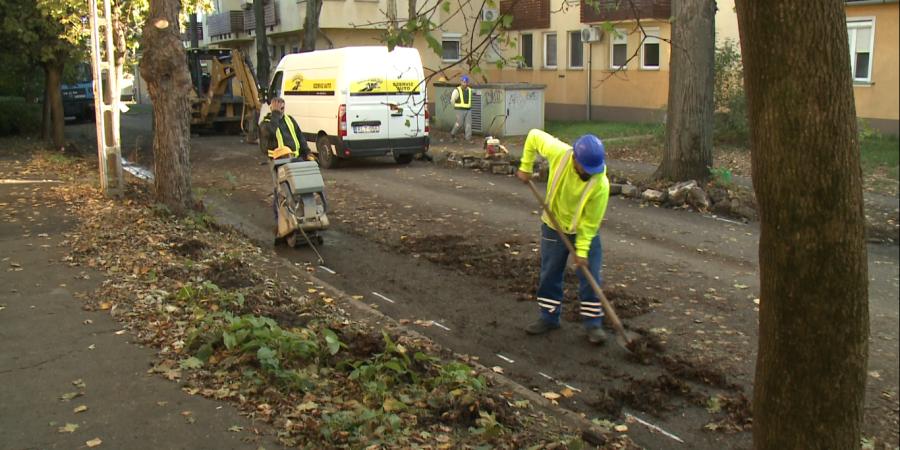 Forgalmas csapókerti utca kap új aszfaltburkolatot 150 méteren