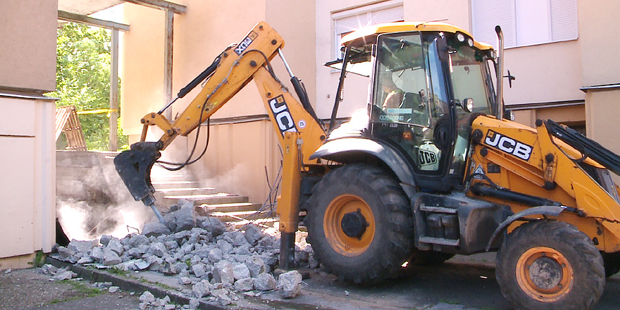 Debrecen hat pontján újítják fel idén a lakótelepi lépcsőket