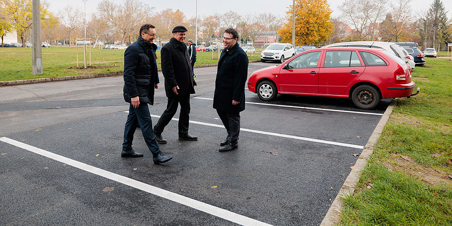 Befejeződtek az idei nagyfelületű aszfaltozási munkák a Tócóskertben 